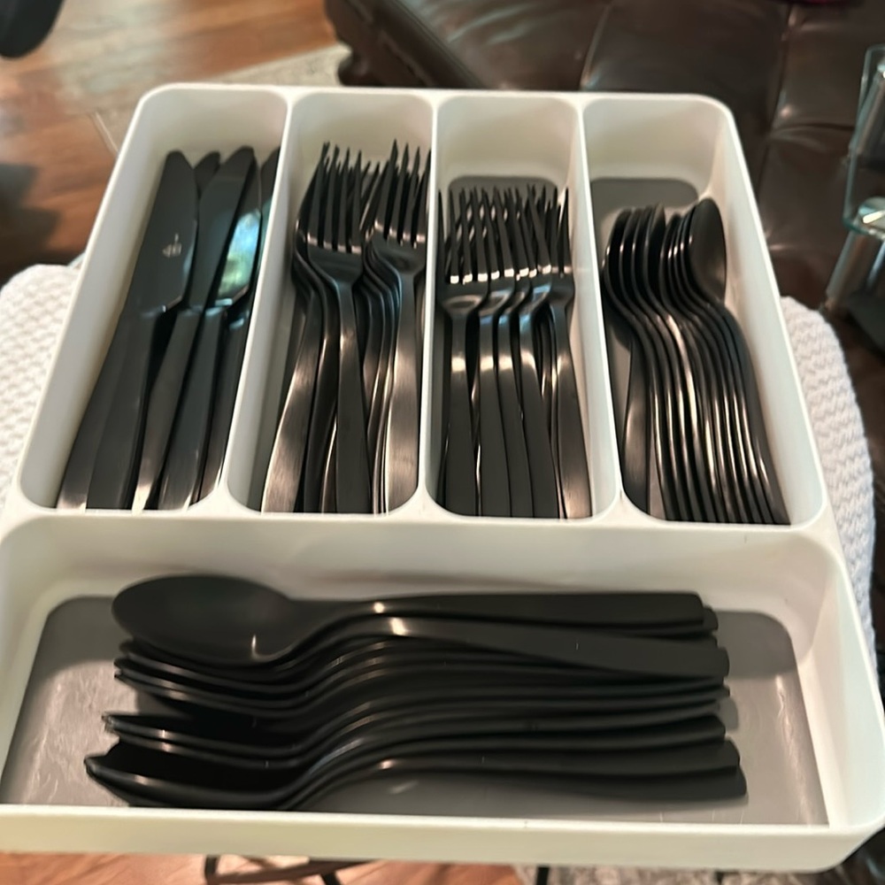 π΄4, 8 or 12 Piece Set(s) of Hearth & Hand Magnolia Matte Black Flatware π΄ - Picture 2 of 14